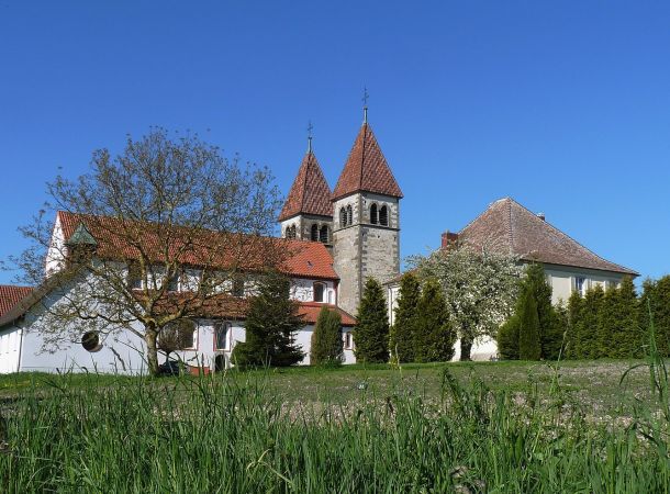 Basilika St. Peter und Paul auf der Klosterinsel Reichenau