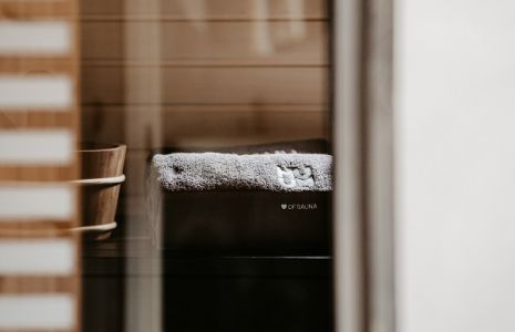 Sauna mit Handtuch